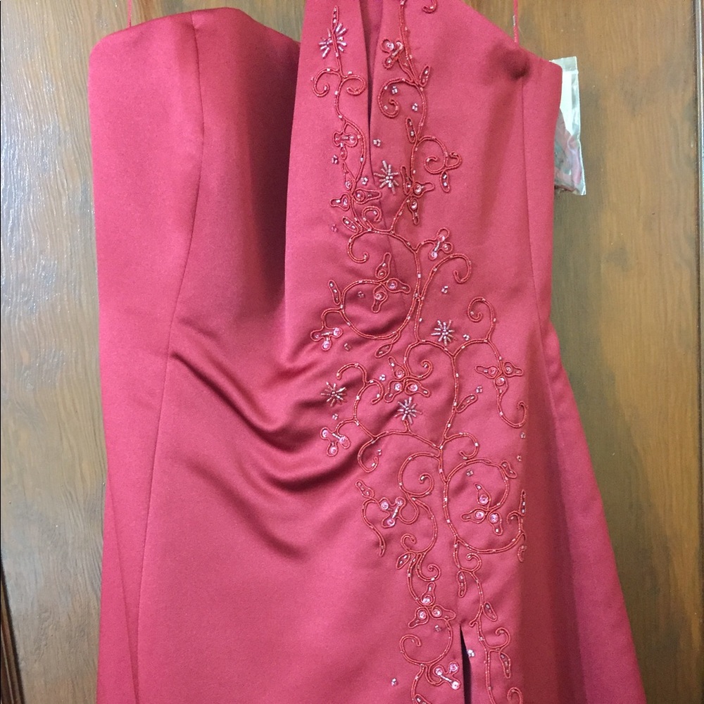 Beautiful bridesmaid dress, never worn